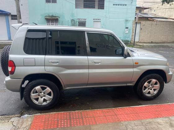 MITSUBISHI PAJERO 3.0 GLS-B 4X4 V6 24V GASOLINA 4P MANUAL MITSUBISHI PAJERO 3.0 GLS-B 4X4 V6 24V GASOLINA 4P MANUAL